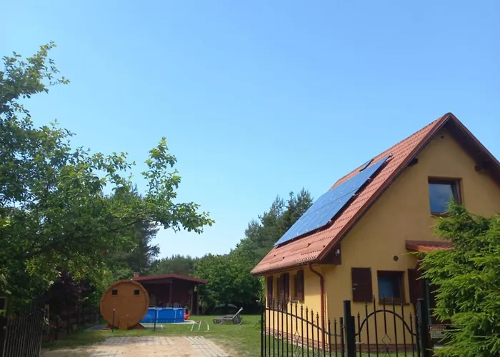 بيت للعطل Montana Swieszyno (Bytow)